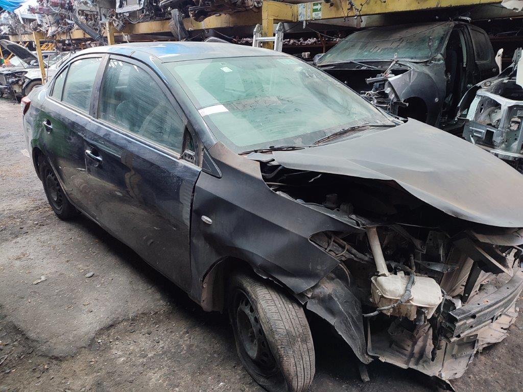  Toyota YARIS 2013    EN DESARME